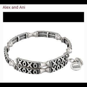 ❤️Alex and Ani XO Wrap Silver Bracelet❤️